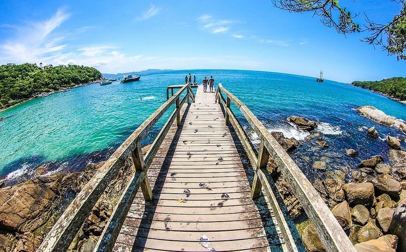 O que fazer em Bombinhas (SC): pontos turísticos e passeios