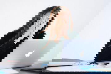 O que devo fazer se o hóspede danificar meu imóvel?