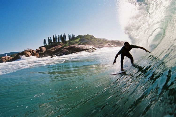 Melhores lugares para o surf em Santa Catarina