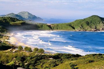 Praia do Rosa, em Imbituba: um paraíso