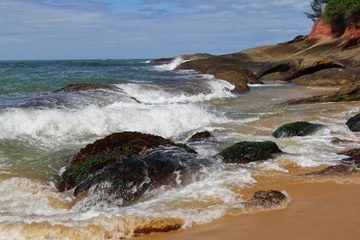 A Praia da Areia Preta, no ES, cura dores? Confira!