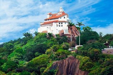 Conheça o Convento da Penha, cartão postal de Vila Velha, ES