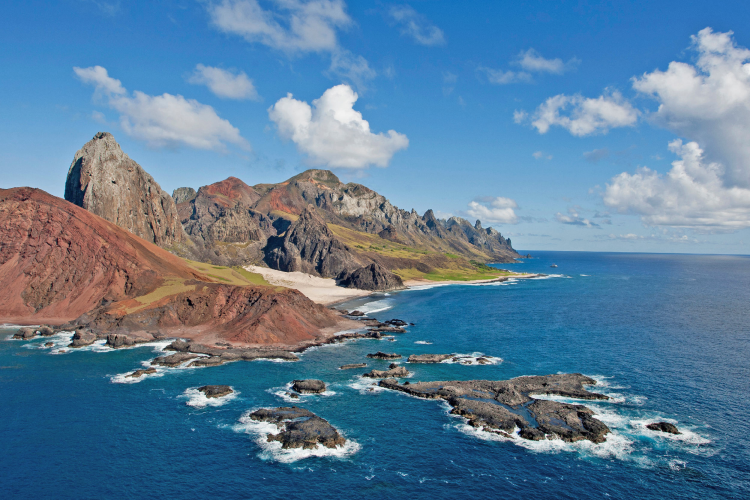 Conheça as belezas da Ilha da Trindade | TemporadaLivre