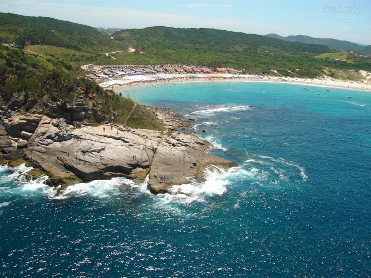 Kitesurf and Windsurf Section at Praia do Forte in Cabo Frio 