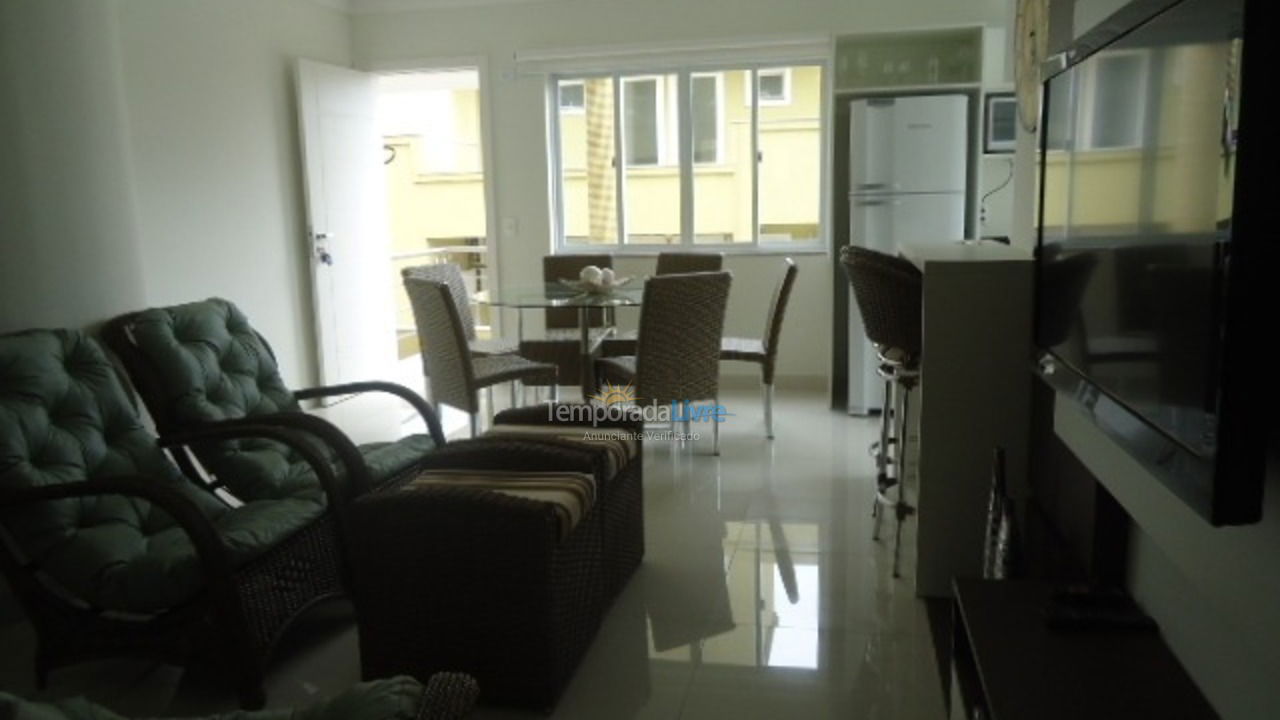 Apartment for vacation rental in Bombinhas (Praia de Bombinhas)