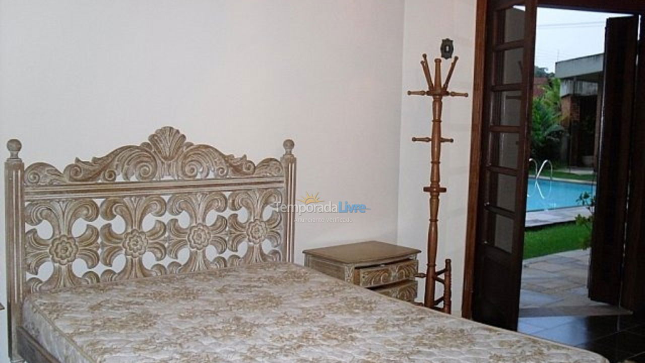 House for vacation rental in Guarujá (Praia do Pernambuco)