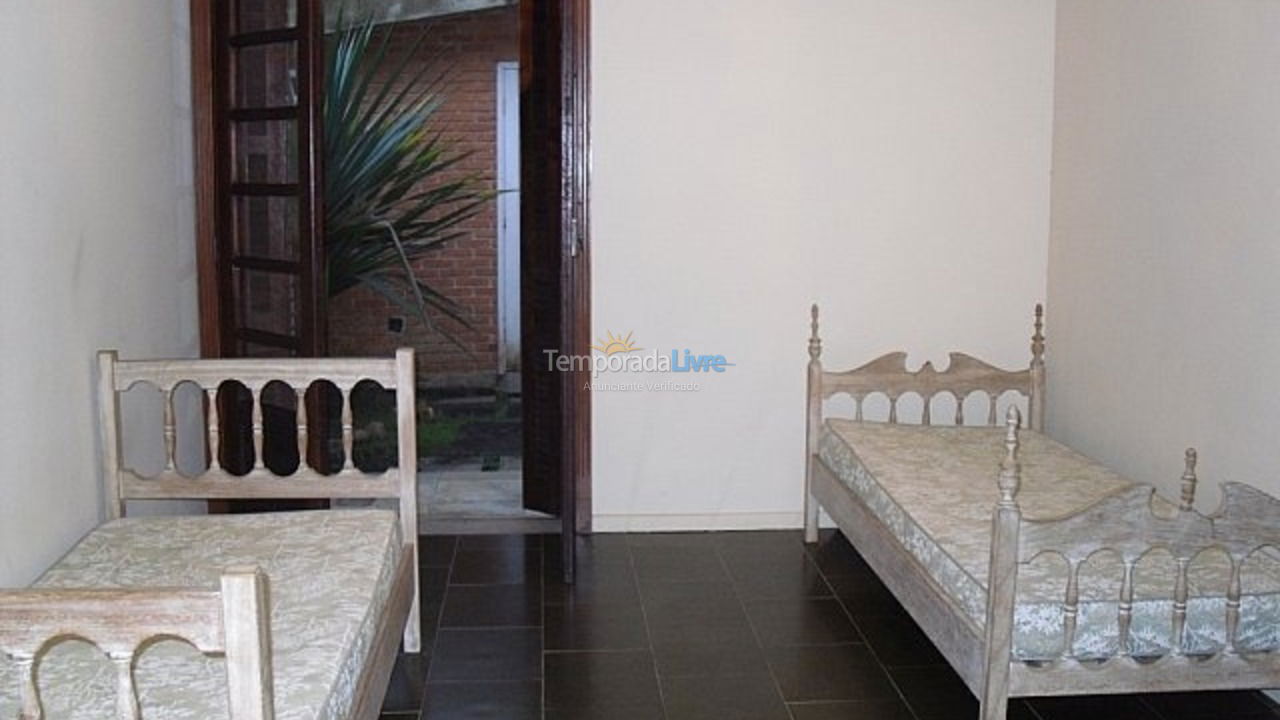 House for vacation rental in Guarujá (Praia do Pernambuco)