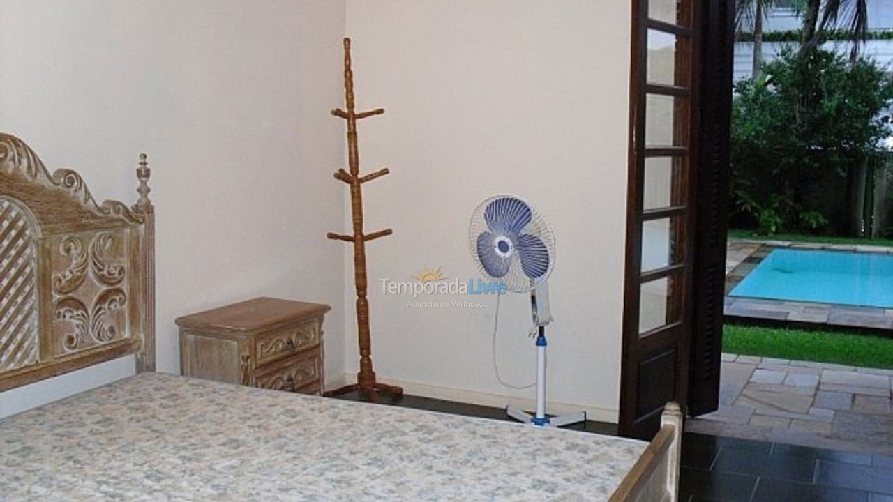 House for vacation rental in Guarujá (Praia do Pernambuco)