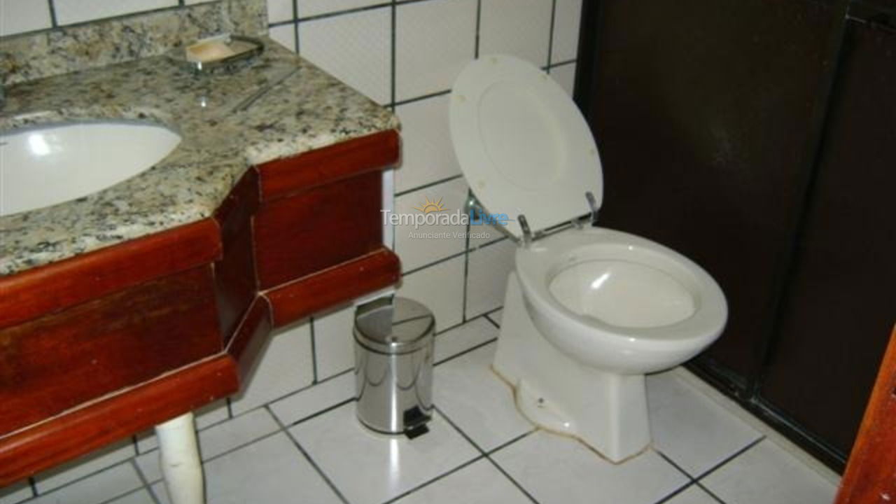 Apartamento para aluguel de temporada em Guarapari (Praia do Morro)