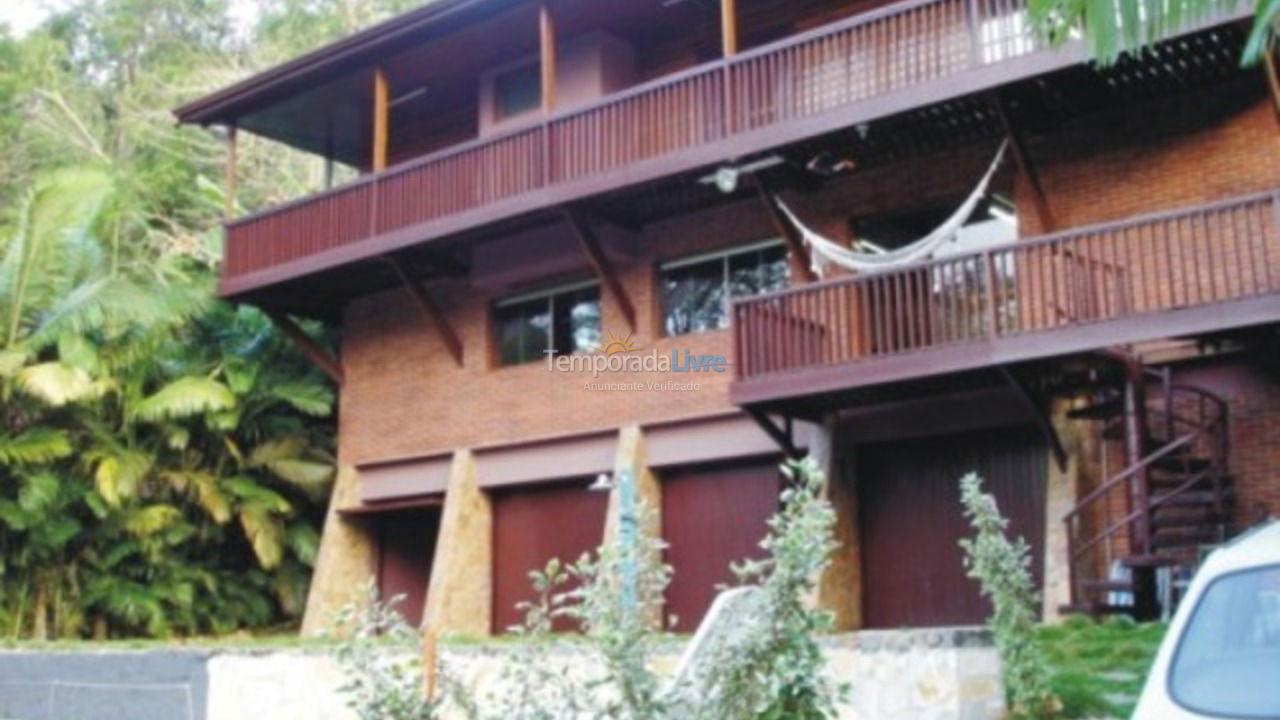 Casa para alquiler de vacaciones em Ubatuba (Praia do Pulso)