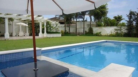 Casa en alquiler y venta en Garden Acapulco