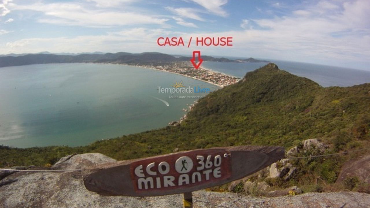 Casa para aluguel de temporada em Bombinhas (Canto Grande)
