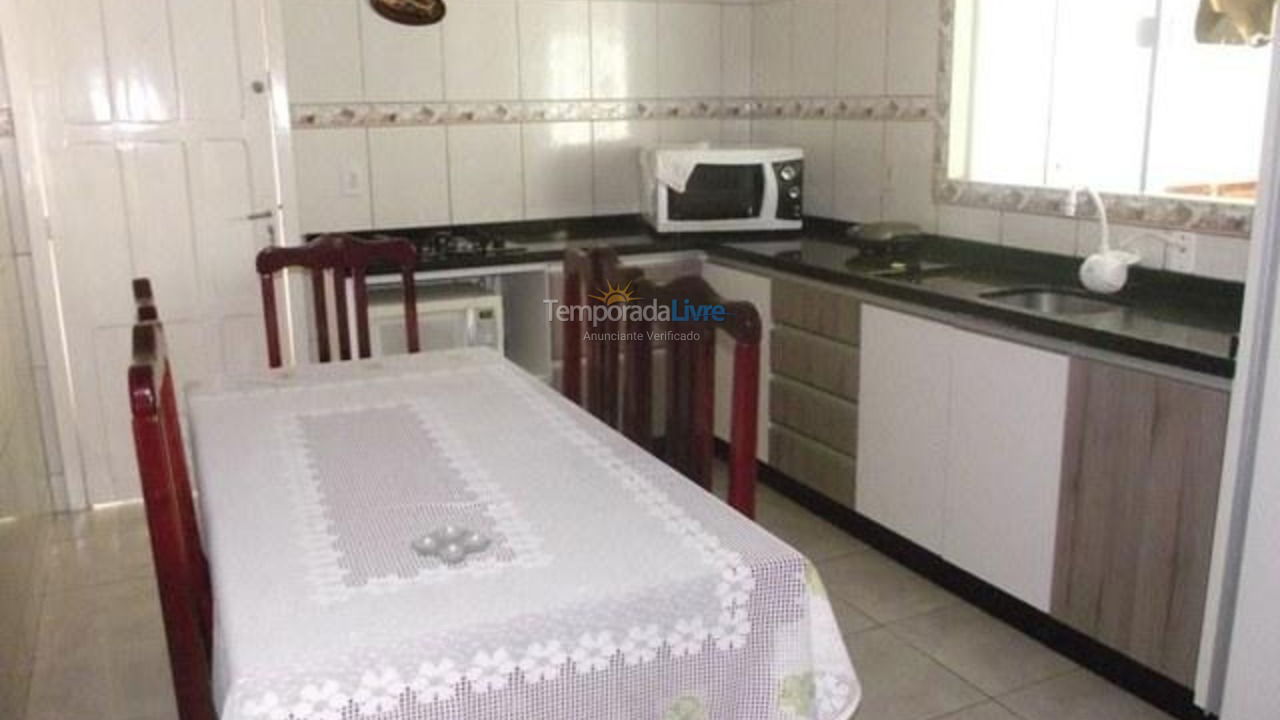 Apartment for vacation rental in Bombinhas (Praia de Bombinhas)