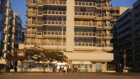 Fachada do Edificio de frente para a praia