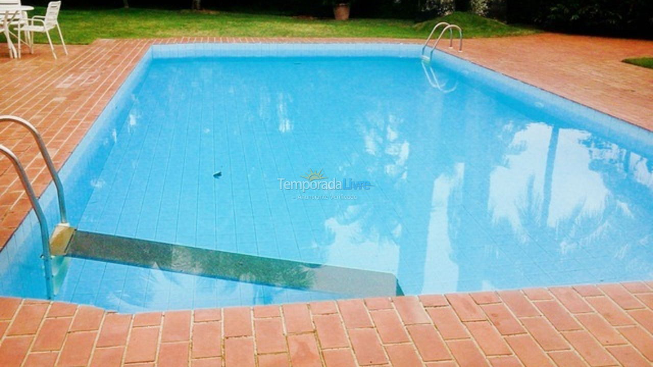 Casa para alquiler de vacaciones em Guarujá (Jardim Acapulco)