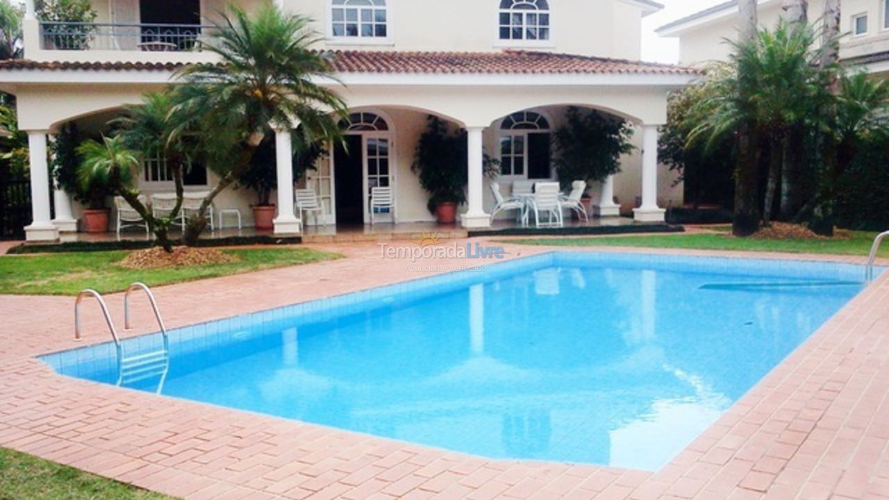 Casa para alquiler de vacaciones em Guarujá (Jardim Acapulco)