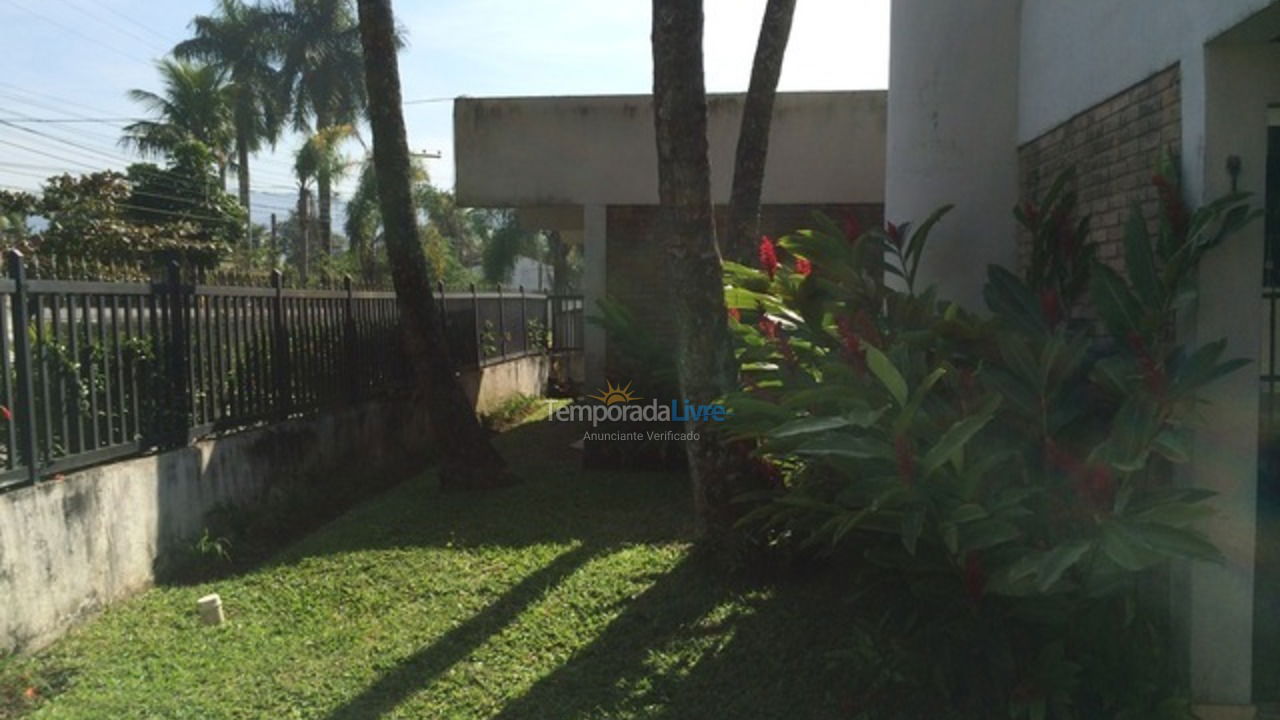 Casa para alquiler de vacaciones em Guarujá (Jardim Acapulco)