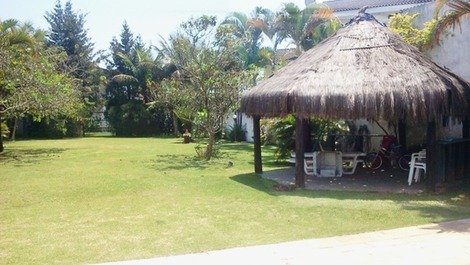 Casa para locação e Venda em Jardim Acapulco Guarujá