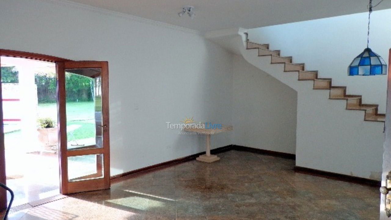Casa para alquiler de vacaciones em Guarujá (Jardim Acapulco)