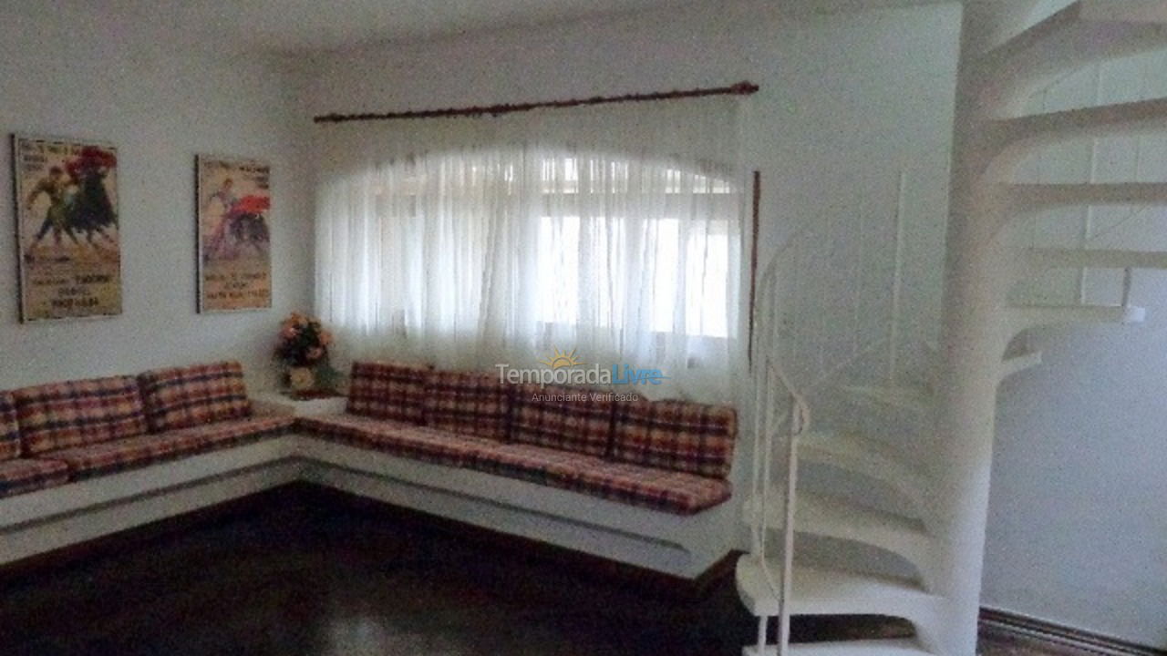Casa para alquiler de vacaciones em Guarujá (Jardim Acapulco)
