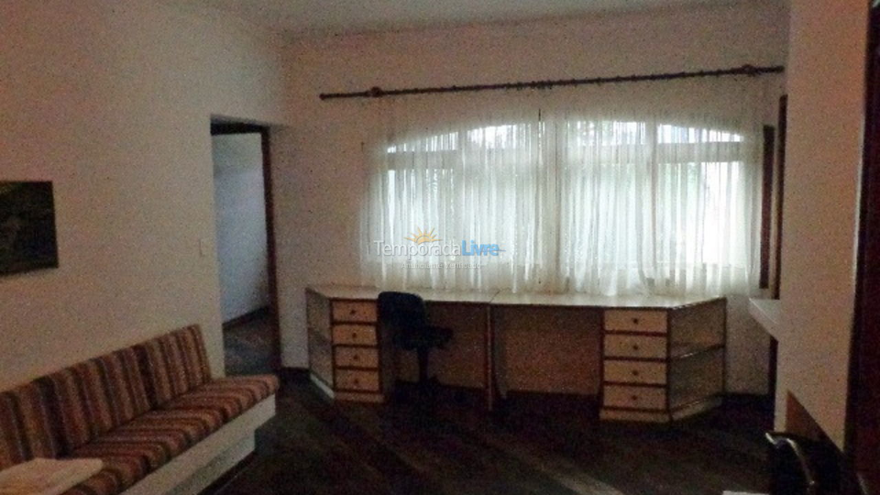 Casa para alquiler de vacaciones em Guarujá (Jardim Acapulco)
