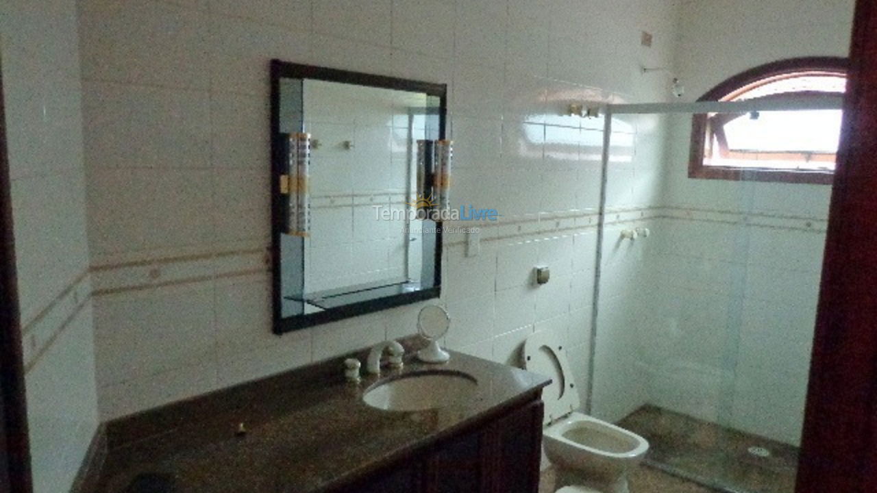 Casa para alquiler de vacaciones em Guarujá (Jardim Acapulco)