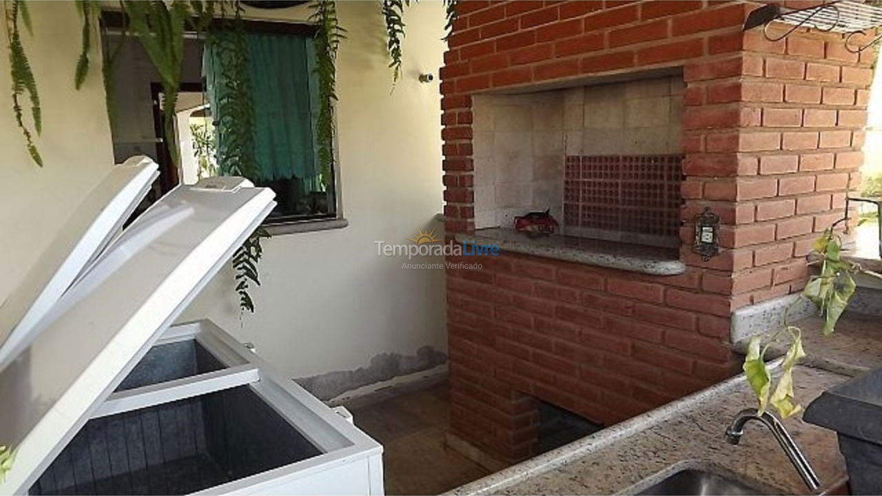 House for vacation rental in Guarujá (Jardim Acapulco)