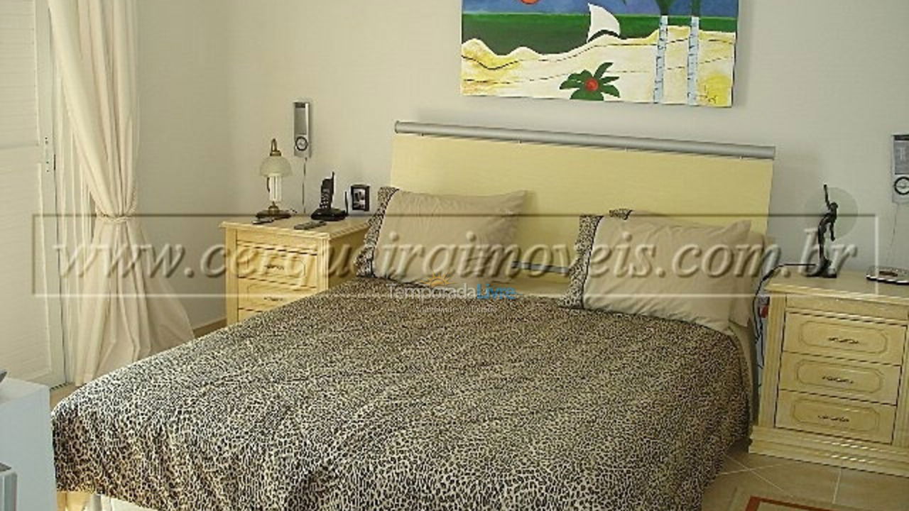 Casa para aluguel de temporada em Guarujá (Jardim Acapulco)