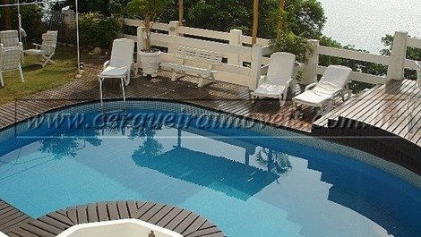 House for lease and sale in Peninsula Guaruja