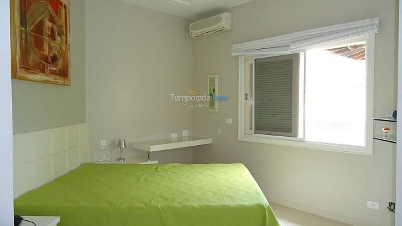 House for vacation rental in Guarujá (Jardim Acapulco)