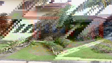 House for lease and sale in Garden Acapulco Guaruja