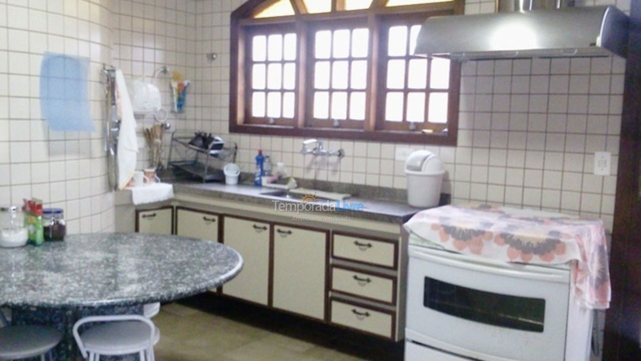 House for vacation rental in Guarujá (Jardim Acapulco)