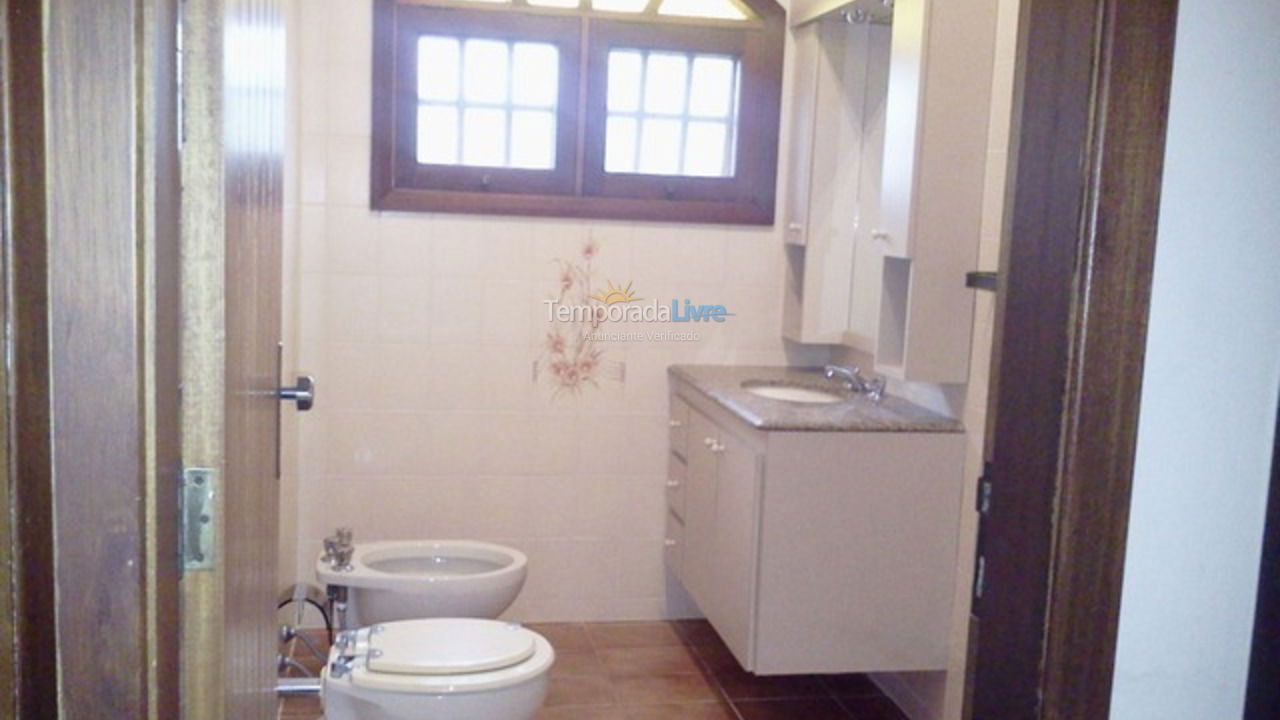House for vacation rental in Guarujá (Jardim Acapulco)