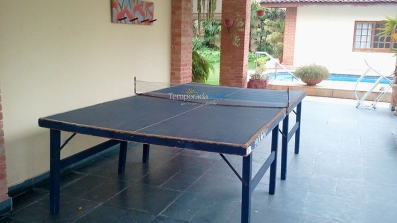House for vacation rental in Guarujá (Jardim Acapulco)