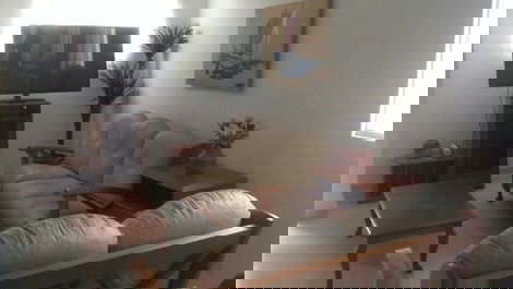 Casa en una urbanización cerrada frente a la playa en Praia Grande, Ubatuba.