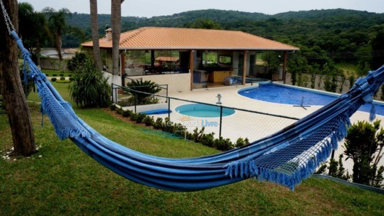 Granja para alquiler de vacaciones em Ibiúna (Condominio Sitio Lagos de Ibiuna)