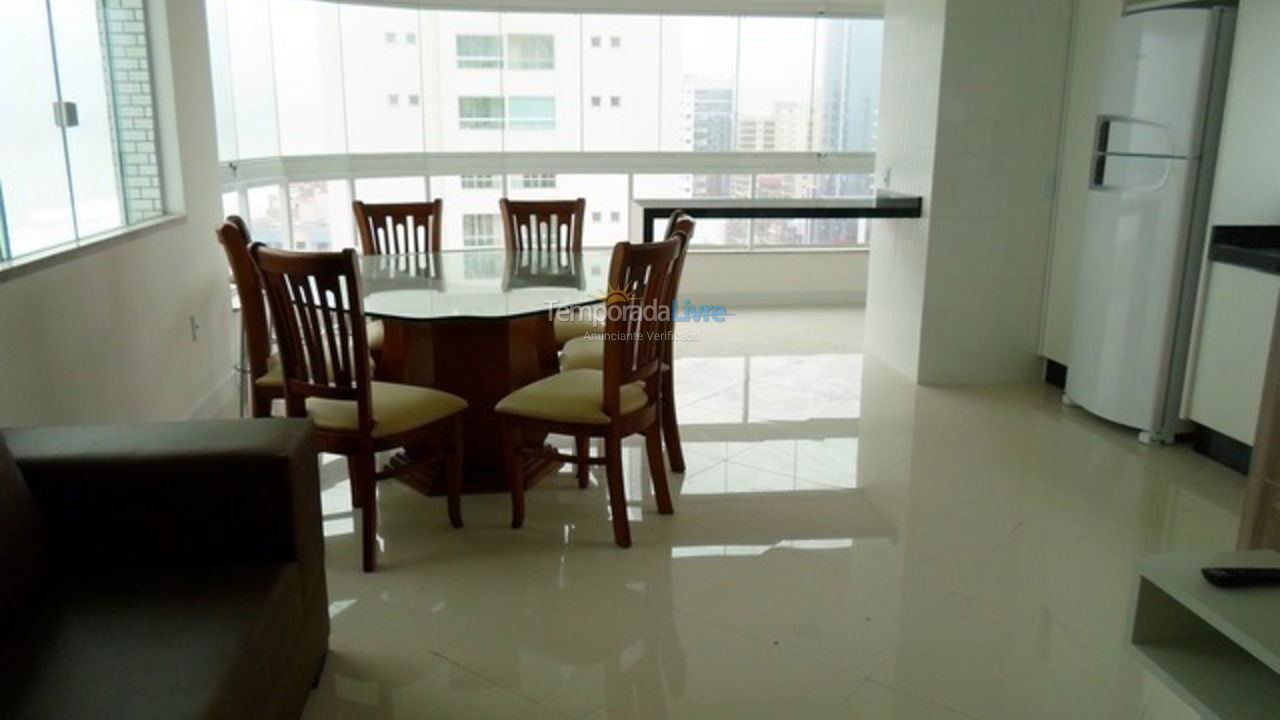 Apartment for vacation rental in Itapema (Meia Praia)