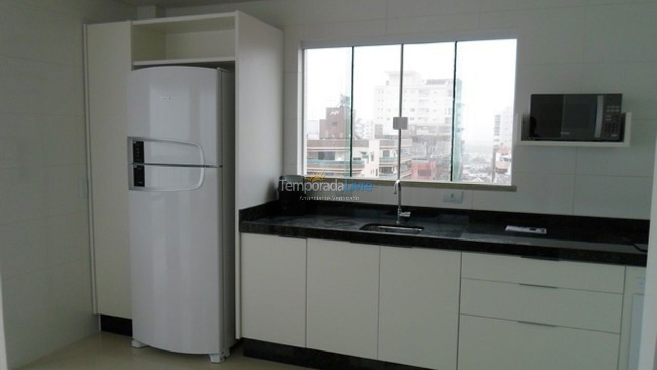 Apartment for vacation rental in Itapema (Meia Praia)