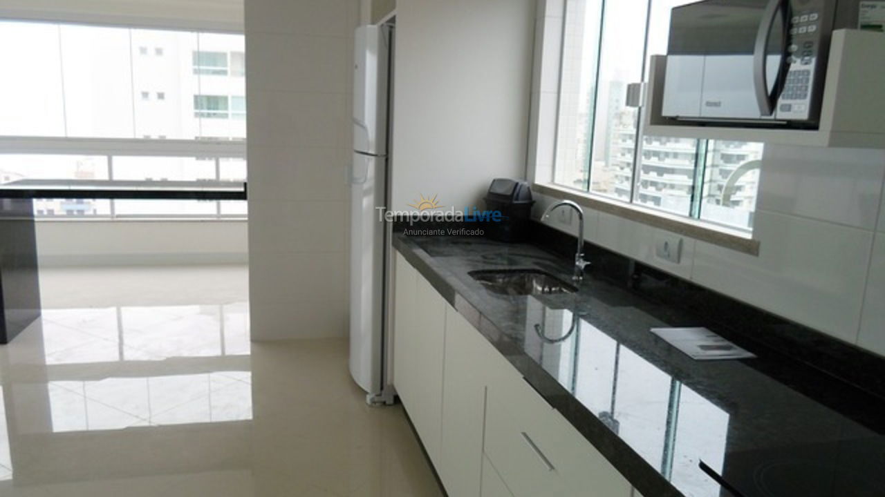Apartment for vacation rental in Itapema (Meia Praia)