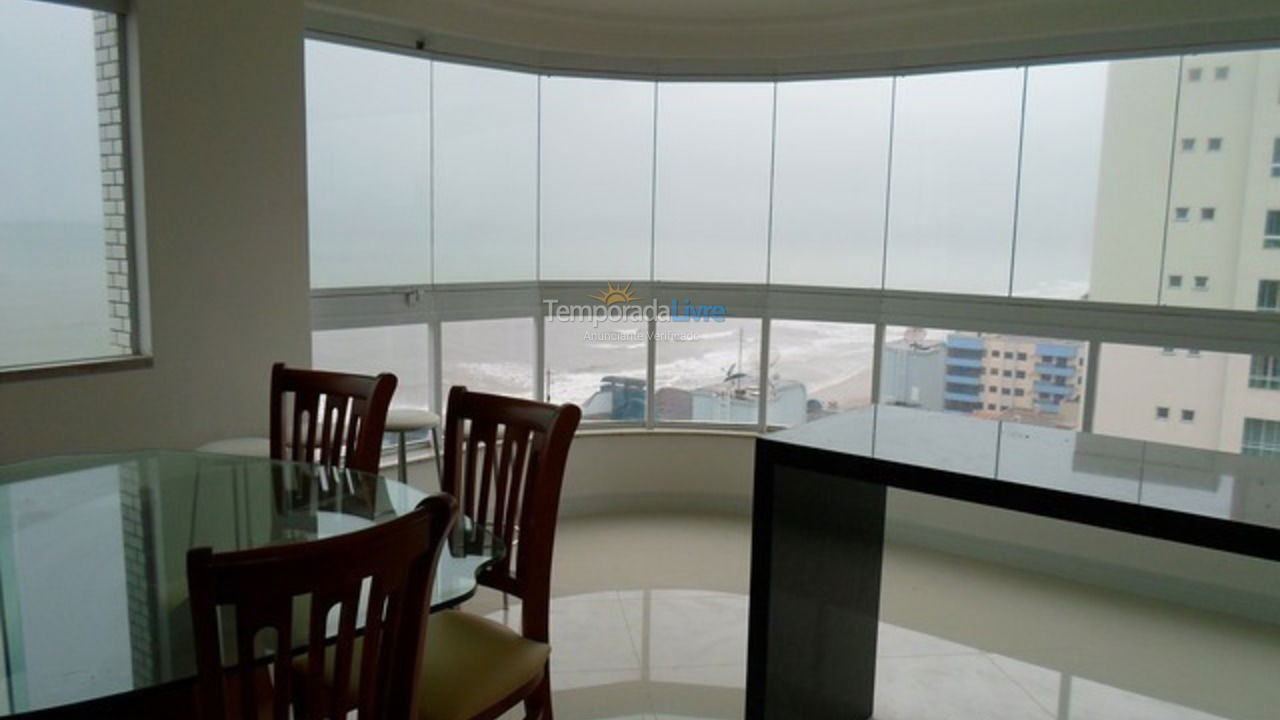 Apartment for vacation rental in Itapema (Meia Praia)
