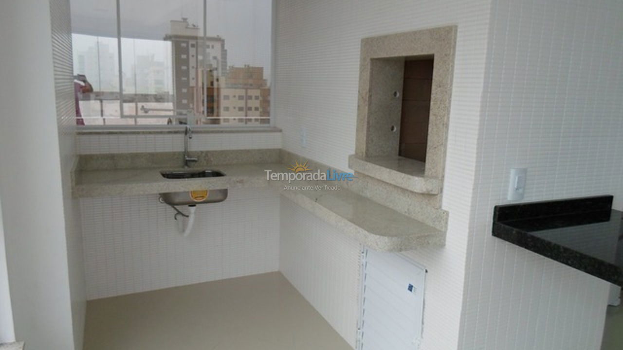 Apartment for vacation rental in Itapema (Meia Praia)