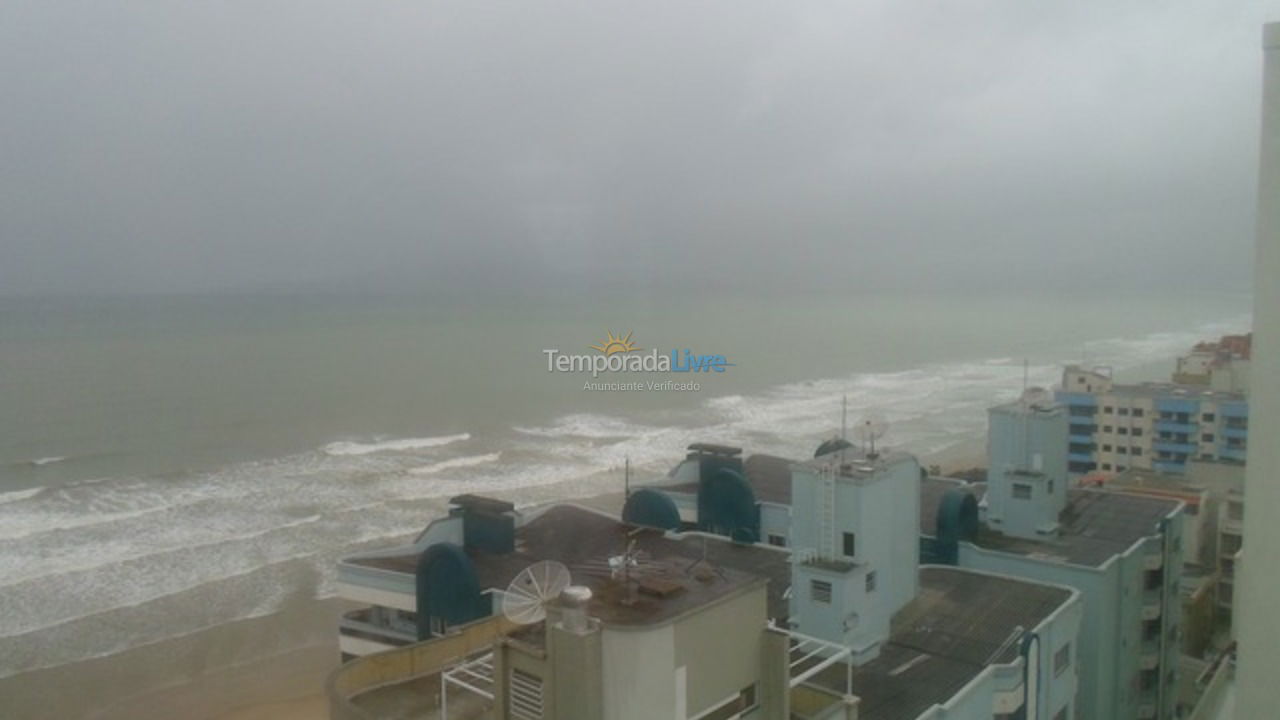 Apartment for vacation rental in Itapema (Meia Praia)
