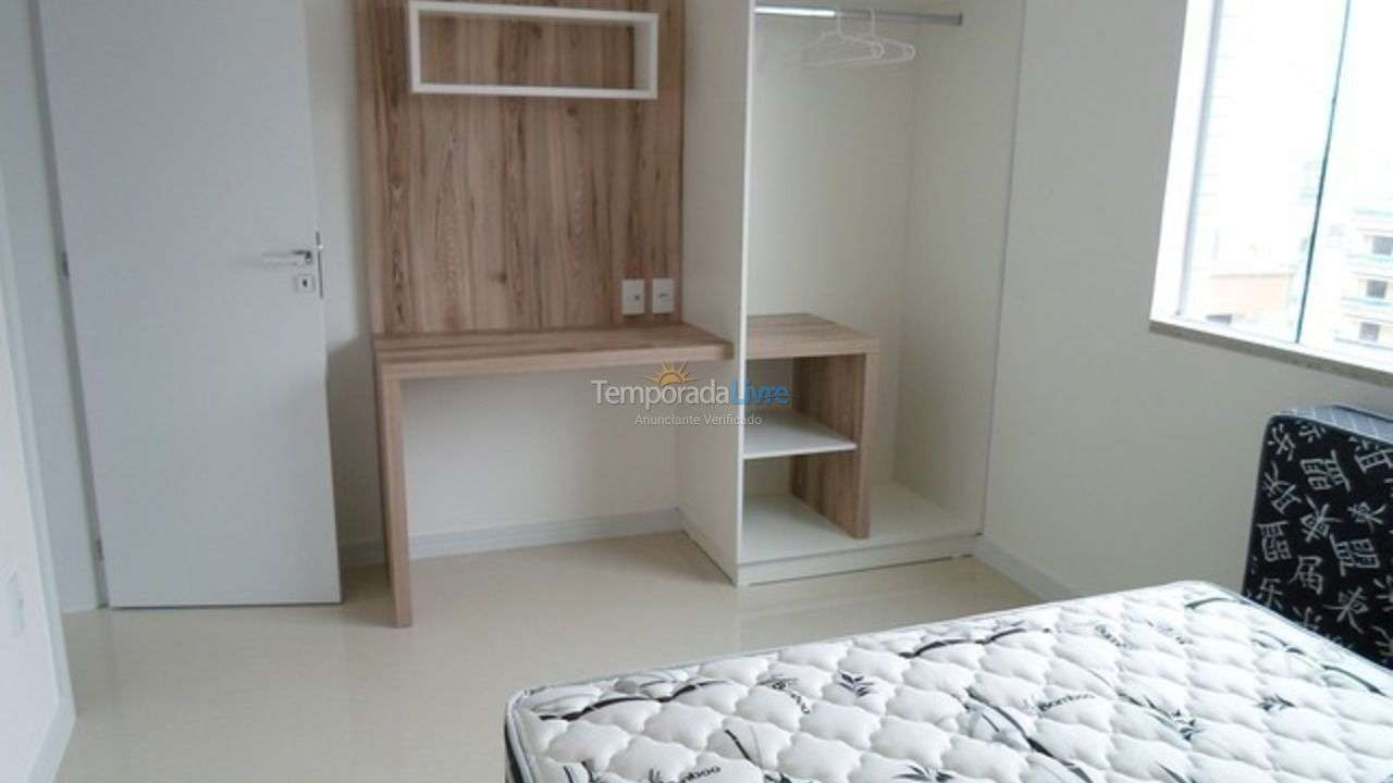 Apartment for vacation rental in Itapema (Meia Praia)
