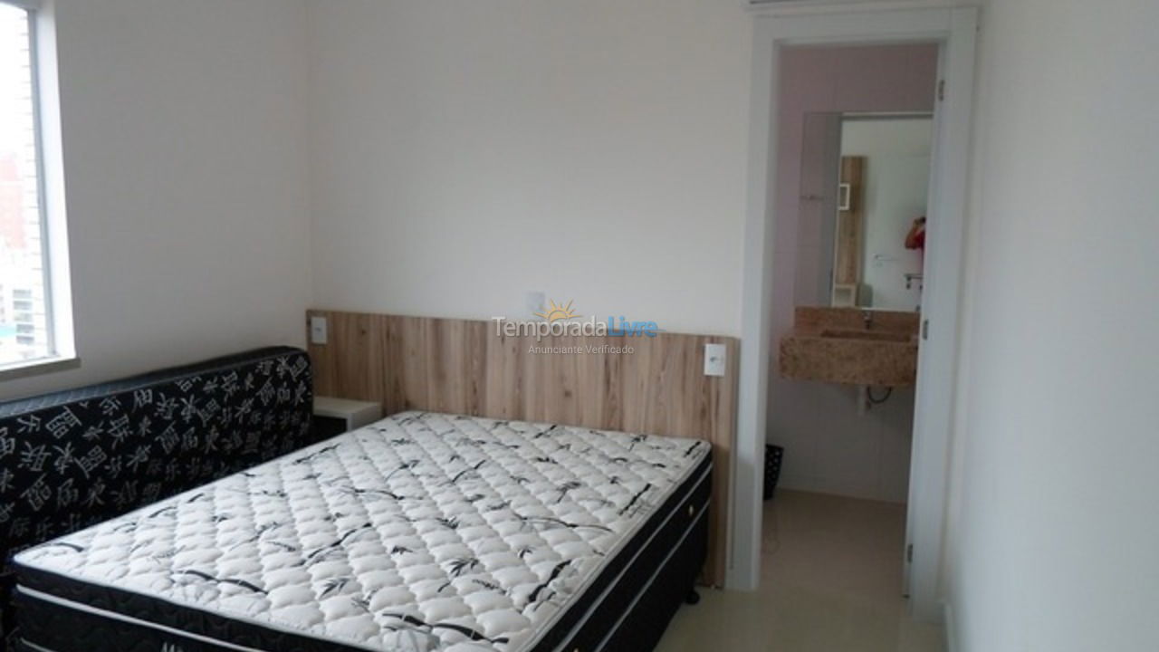 Apartment for vacation rental in Itapema (Meia Praia)