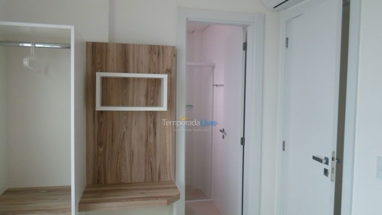 Apartment for vacation rental in Itapema (Meia Praia)