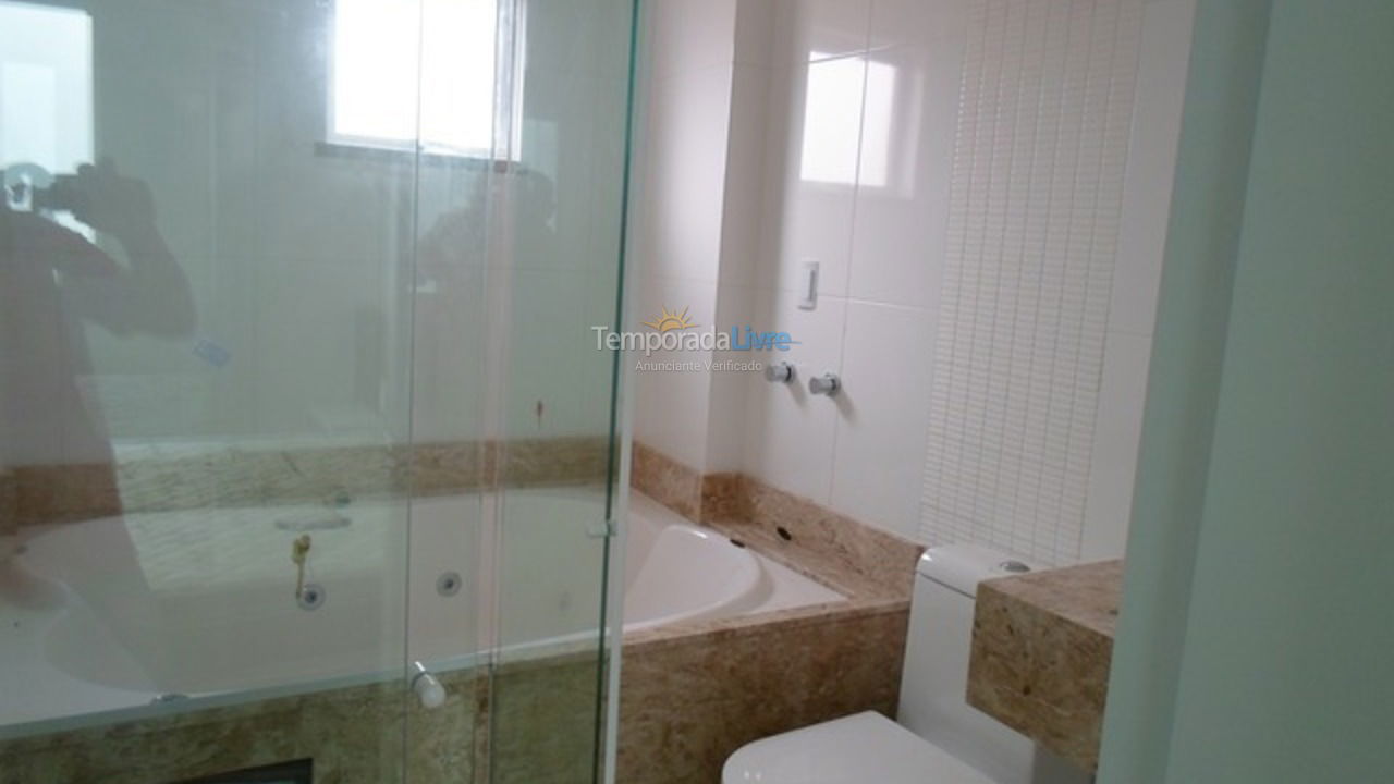 Apartment for vacation rental in Itapema (Meia Praia)