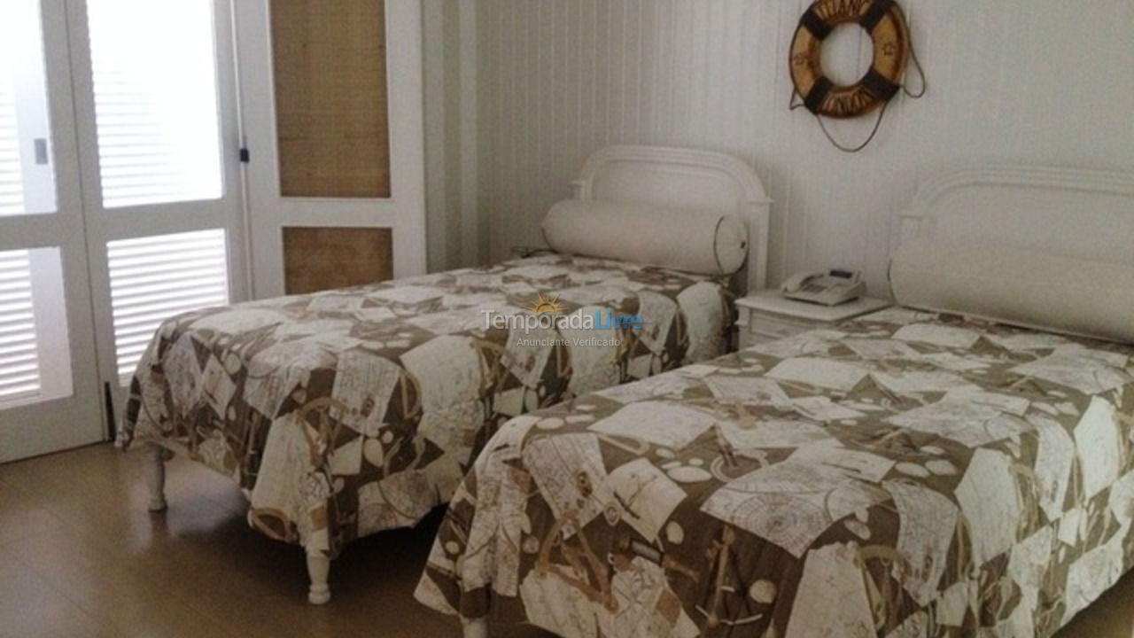 Casa para alquiler de vacaciones em Guarujá (Jardim Acapulco)