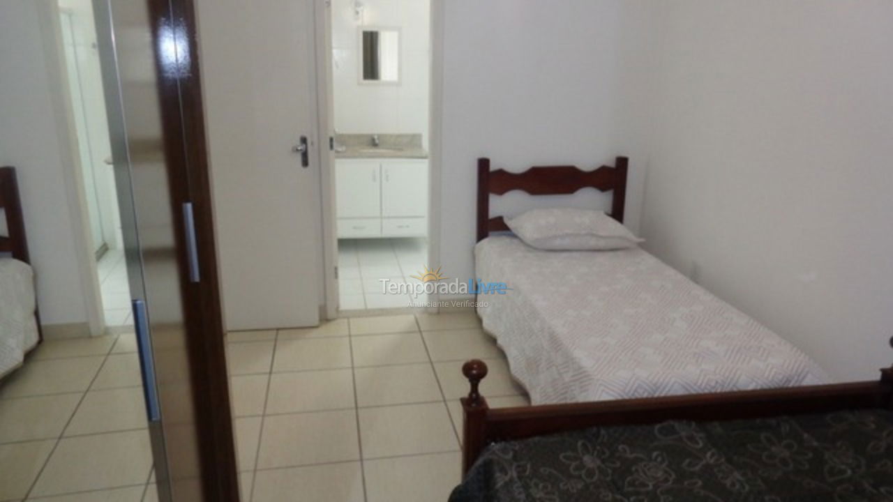 Apartment for vacation rental in Guarapari (Praia do Morro)