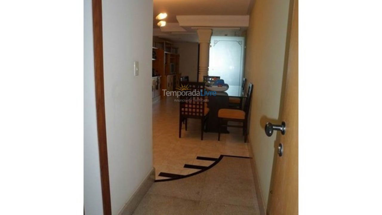 Apartment for vacation rental in Guarapari (Praia do Morro)