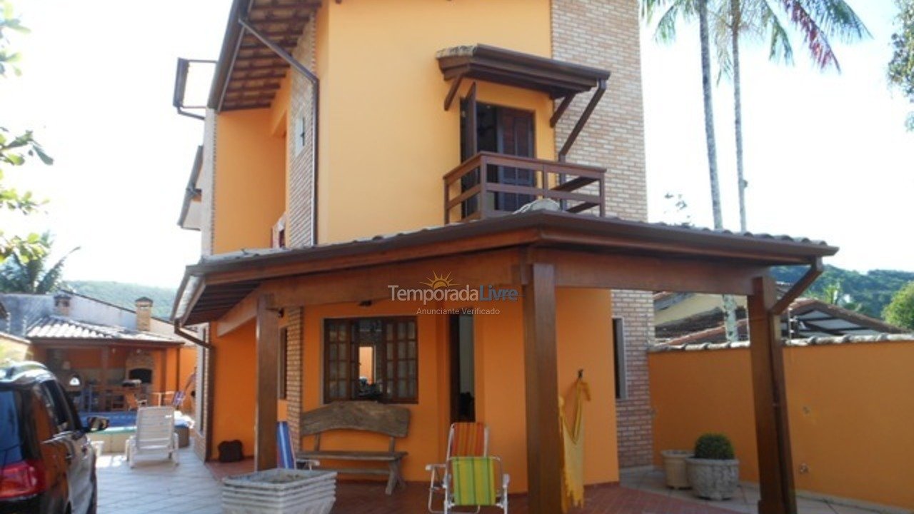 Casa para aluguel de temporada em Caraguatatuba (Martim de Sá)